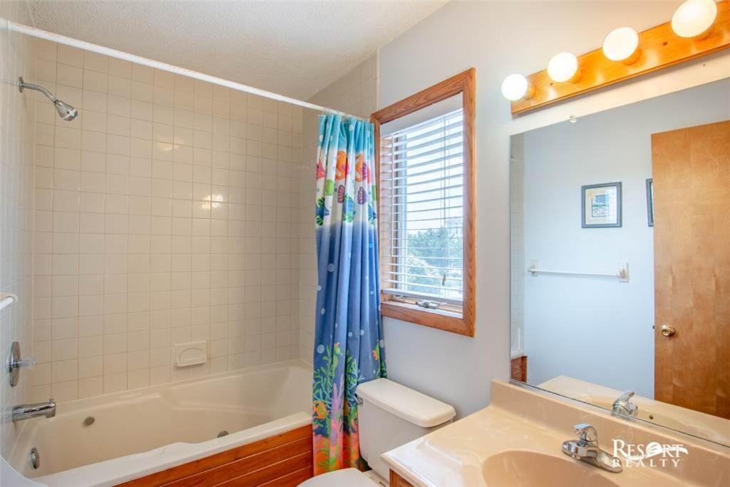 1366 - Whale Spray By Resort Realty Corolla Exterior photo